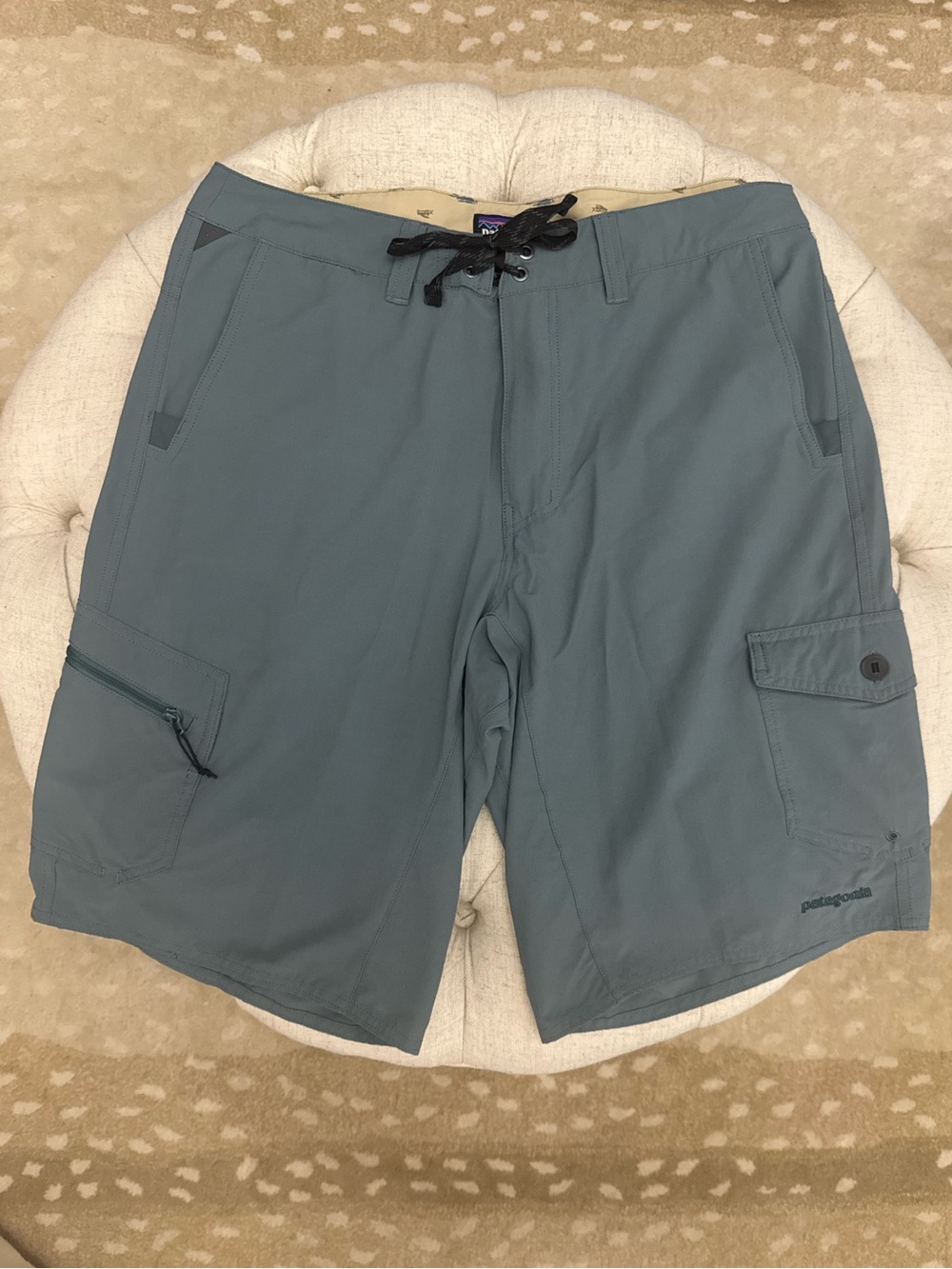Patagonia Men's MOC Hybrid Shorts Size 36...Inseam Is 12"